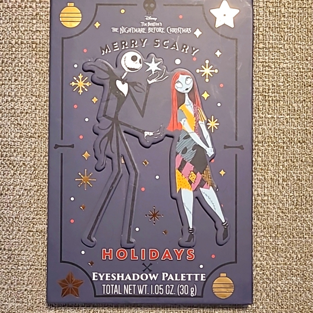 Disney Nightmare Before Christmas Merry Scary Holidays Eye Shadow Palette NEW